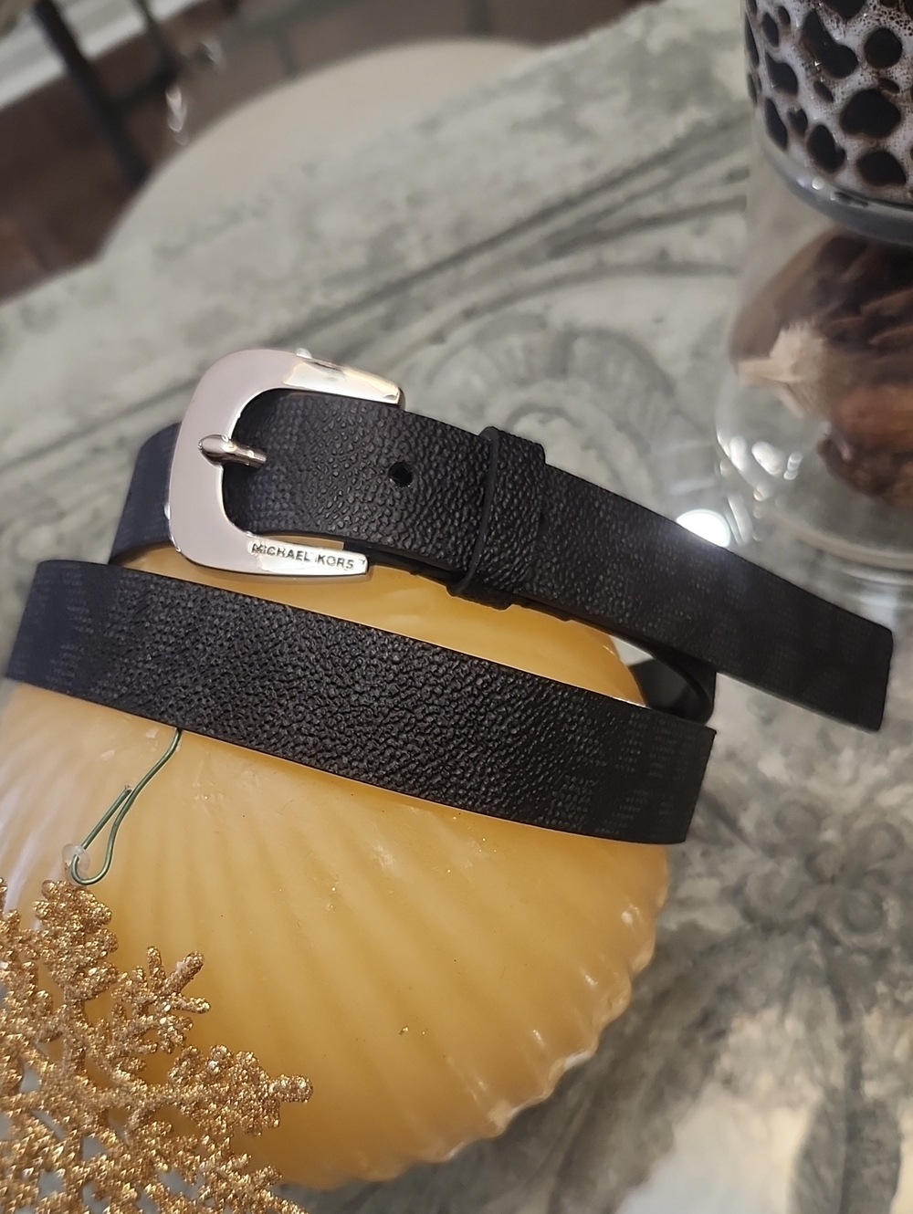 Michael Kors Womens Round Buckle Leather Narrow Belt Like New 34